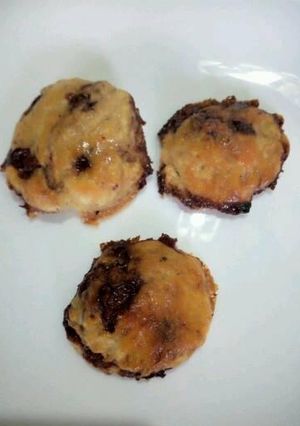 A picture of Crunchy Lemon Choco rounds.