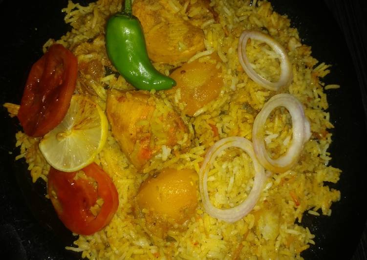 Steps to Prepare Favorite Chicken Biryani #kokabandcookpad