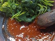 Gambar rujak daun ubi