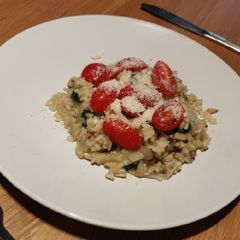 A picture of Mushroom / Spinach risotto.