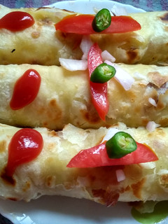 এগ চিকেন রোল (egg chicken roll recipe in Bengali) রেসিপির প্রধান ছবি