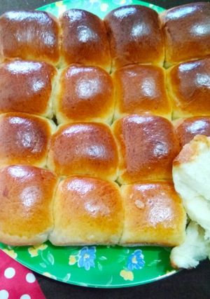 Foto resep Soft and fluffy dinner rolls