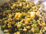 बीन्स-बटाटा भाजी (Beans Batata Bhaji Recipe In Marathi)