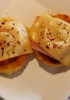 Una foto de Hamburguesas de pollo napolitana con un toque de jengibre y ají!