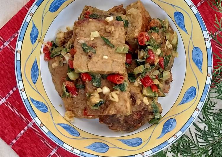 Langkah Mudah untuk Masak Oncom salt egg yang Enak Banget