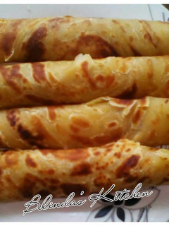 A picture of Soft layered chapatis.