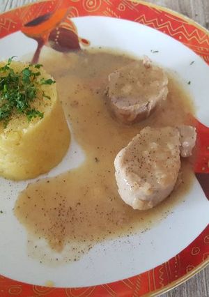 Une photo de Filet mignon de porc et écrasé de pomme de terre
