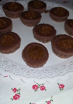 Una foto de Cupcakes de frutilla