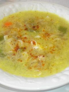 Una foto de Pantrucas con pollo y verduras