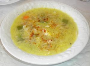 Una foto de Pantrucas con pollo y verduras