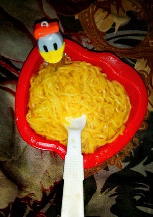 A picture of Maggi.