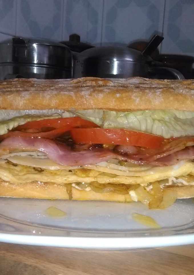 Una foto de Bocadillo meportomal