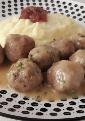 Foto principal de Albóndigas con salsa de cacahuetes