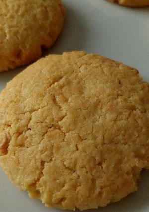 Foto di Biscotti con farina di mandorle e cioccolato bianco