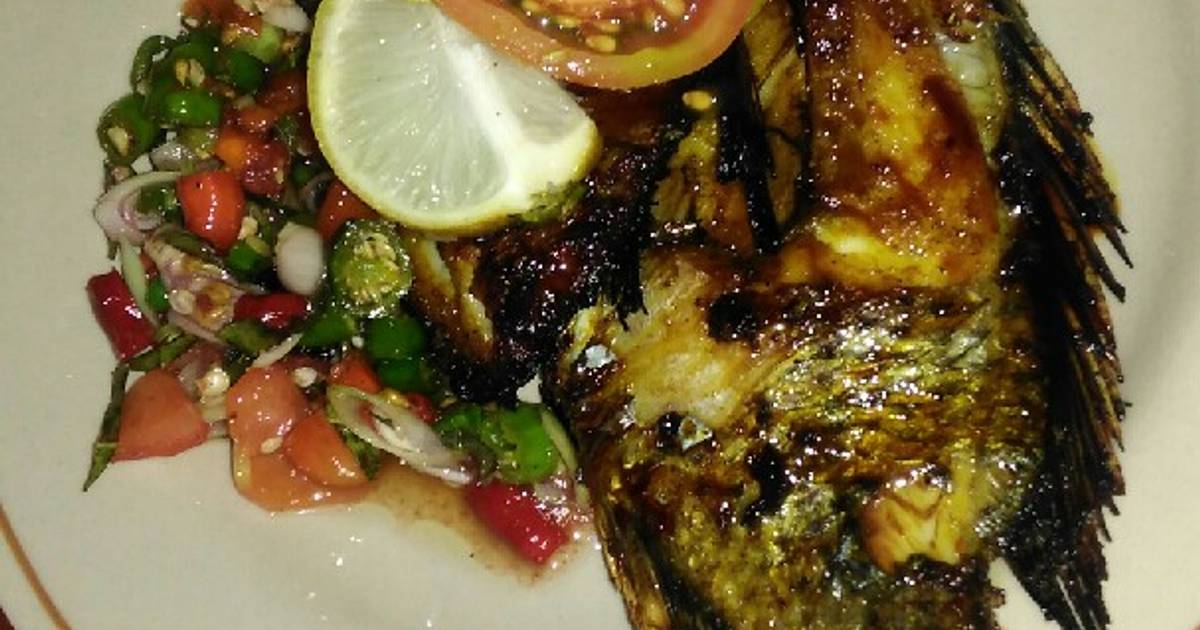 Resep Ikan bakar sambal matah oleh Nenk Rha Cookpad
