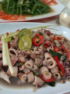 Foto resep Cumi asin sambal matah
