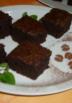 Фото Бюджетный, но при этом очень вкусный брауни.