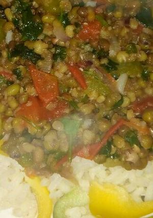 A picture of Greengrams stew and rice.