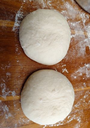 A picture of All purpose fast dough.