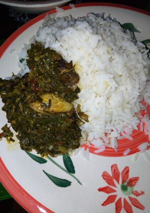 A picture of White rice n vegetable.