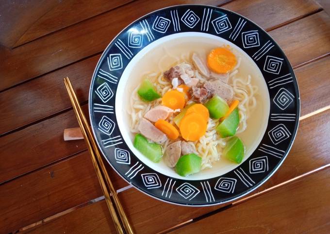 Resep Mie Kuah Sop Oleh Mezzayu Luna Cookpad