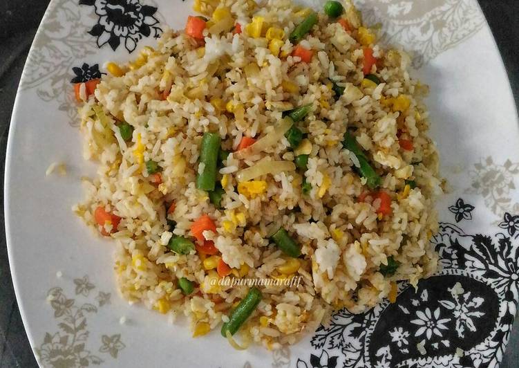 Langkah Mudah Menyiapkan Nasi goreng mix sayur Bikin Manjain Lidah