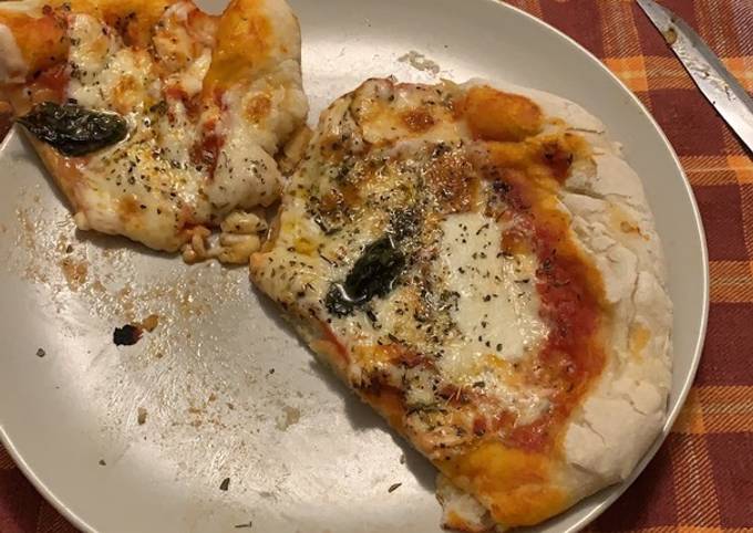 Pizza fatta in casa