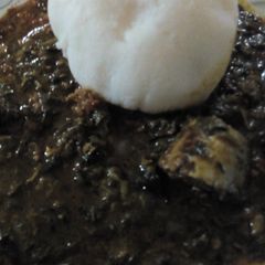 A picture of Tuwo da miyan shuwaka.