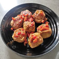 A picture of Stuffed Tofu Puffs.