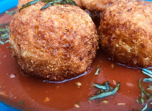 Una foto de Croquetas de humita