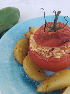 Foto di Pomodori ripieni di riso con patate