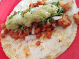 Taco de soya al pastor