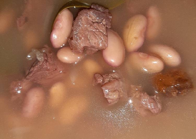 Sop Daging kacang merah kuah asem