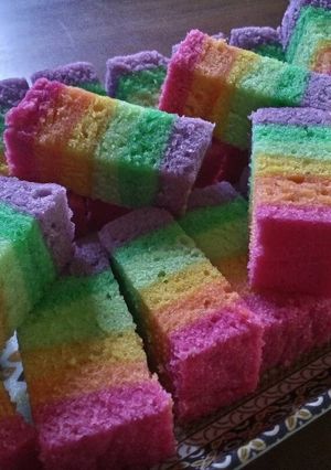 Foto resep Rainbow cake putih telur
