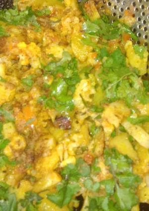 A picture of Aloo gobhi ki sabji.
