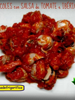 Una foto de Caracoles en salsa de Tomate e Ibéricos