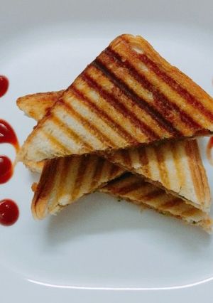 A picture of Potato & Spring Onion Sandwiches.