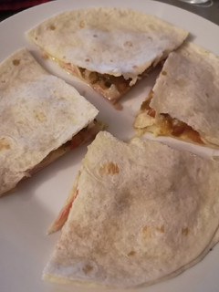 Una foto de Quesadillas