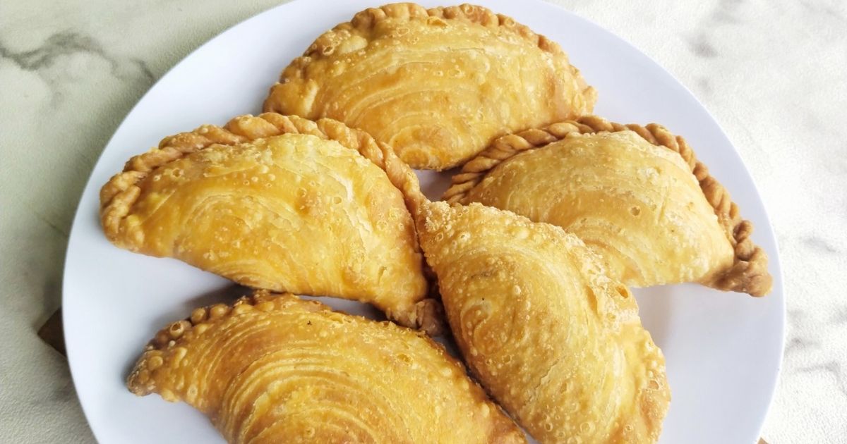 779. Pastel Singapur (Karipap)