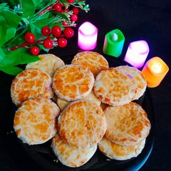 A picture of Peanut Naan-Khatai 🥜🥜🥜.