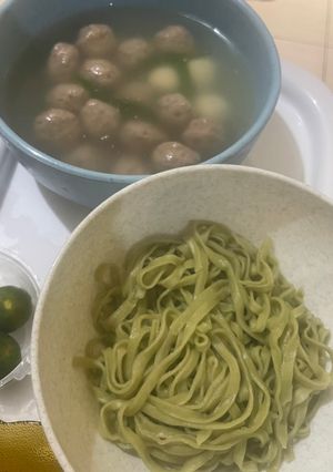 Foto resep MPASI Bakso telur puyuh mie bayam