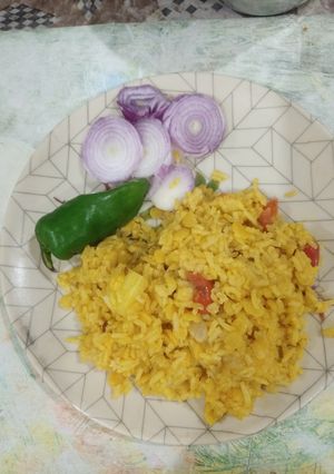 તુવેર દાળ મસાલા ખીચડી (Tuver Dal Masala Khichdi Recipe In Gujarati) રેસીપી મુખ્ય ફોટો