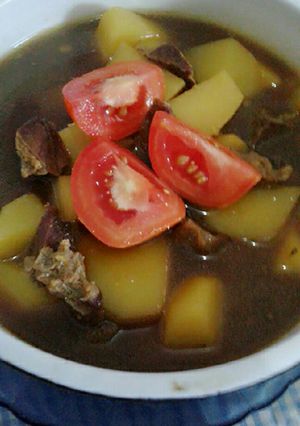 Foto resep Semur Daging Kerbau dan Kentang