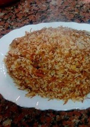 صورة لوصفة رز مصري بالشعريه واللحم