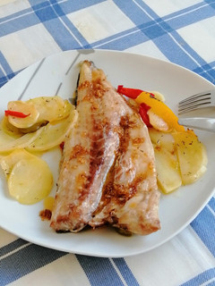 Una foto de Lubina al horno