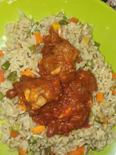 A picture of Fried rice and pepper meat sauce.