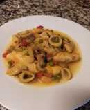 Cazuela de merluza con calamares