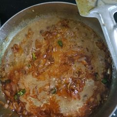 A picture of Horse gram (dal) fry.
