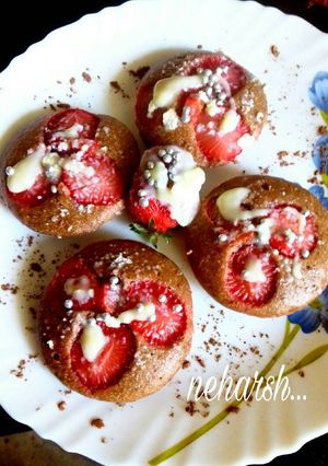 A picture of Strawberry choco idali cake valentines special for kidos.