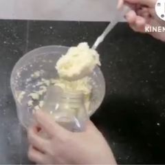 A picture of Lehsan / Garlic Paste Recipe.